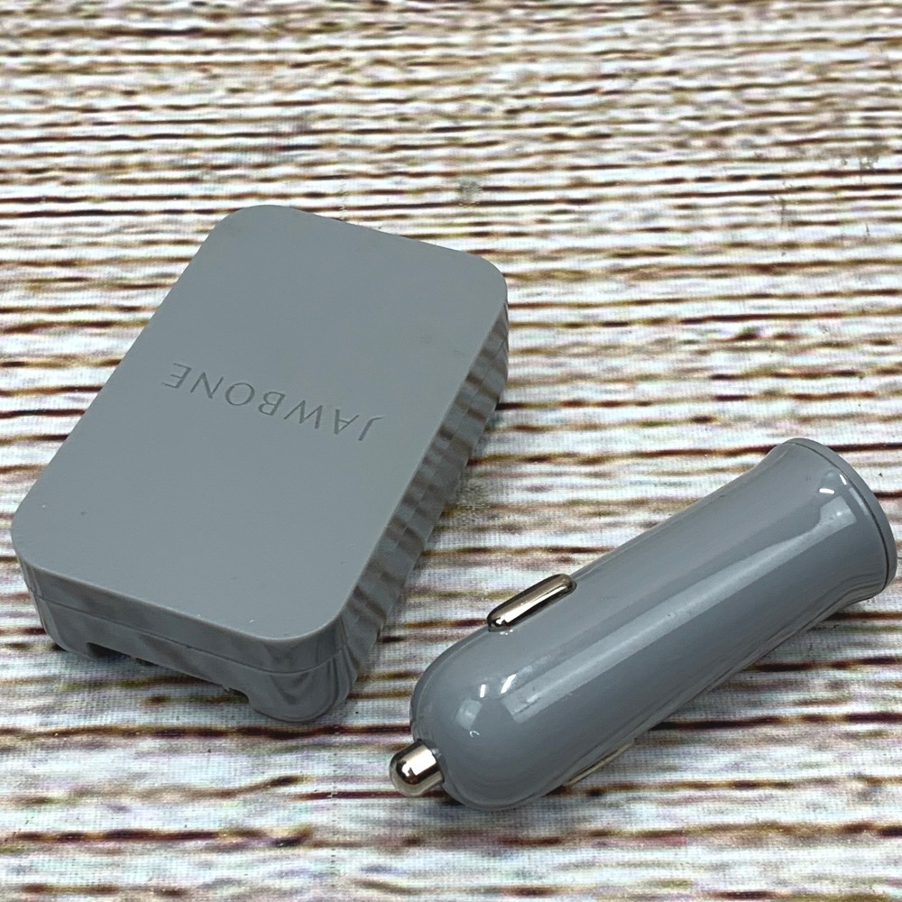 Jawbone Gray AC/DC Wall Adapter & Car Charger - SPA-K901 & J2VPC Unused
